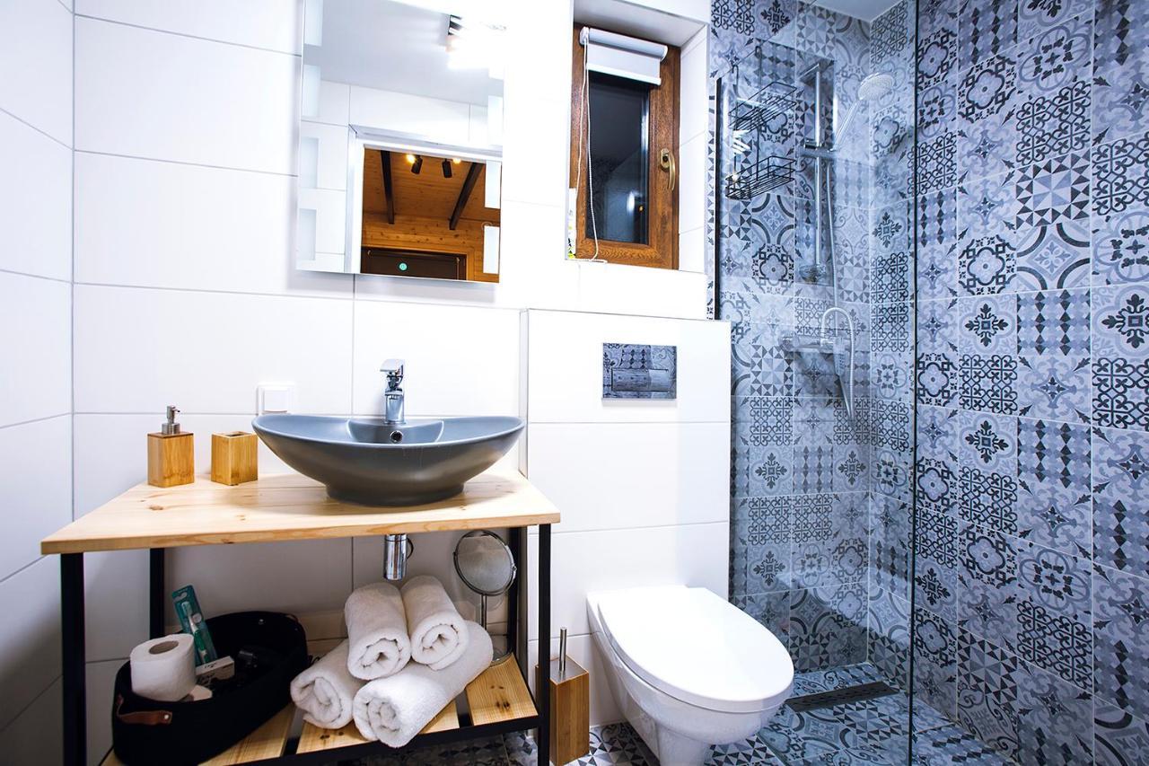 Drewniane Domki Z Prywatnym Jacuzzi I Widokiem Na Gory - Klimatyczny Kompleks W Gorach Izerskich #Widogruszka Grudza Luaran gambar