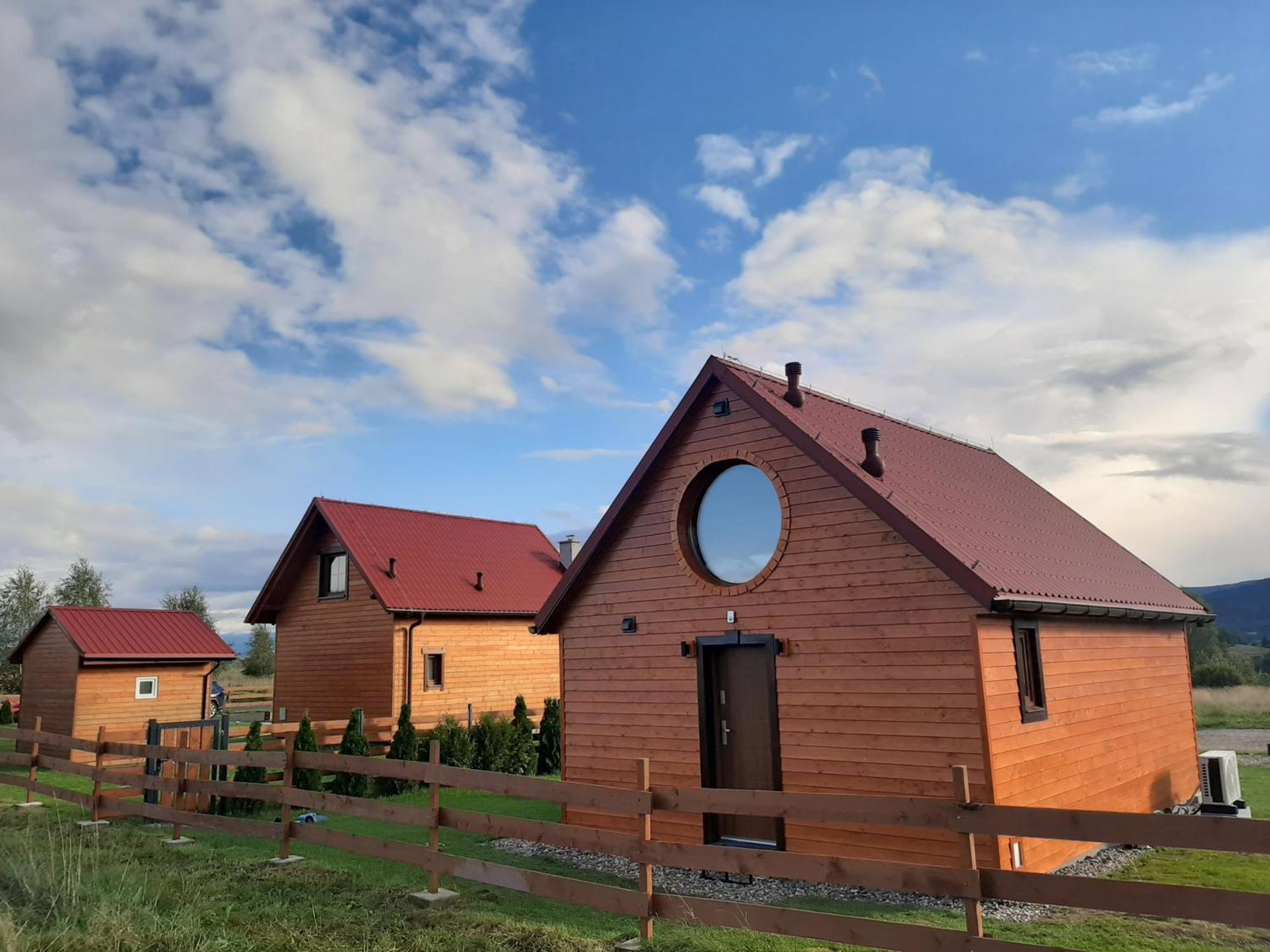Drewniane Domki Z Prywatnym Jacuzzi I Widokiem Na Gory - Klimatyczny Kompleks W Gorach Izerskich #Widogruszka Grudza Luaran gambar